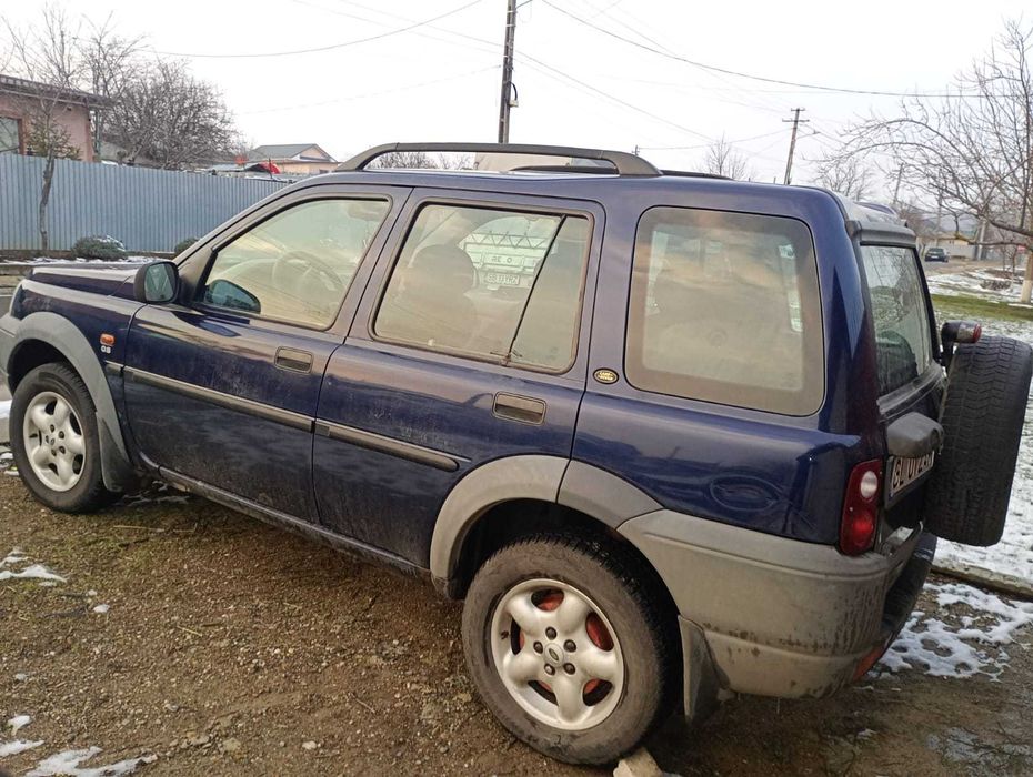 Se vinde auto land rover