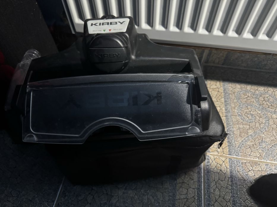 aspirator kirby cu toate accesoriile incluse