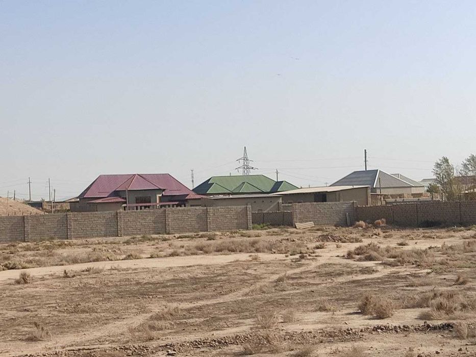 Карши Шахрида Бино ва 1 гектару 22 сотих ери сотилади