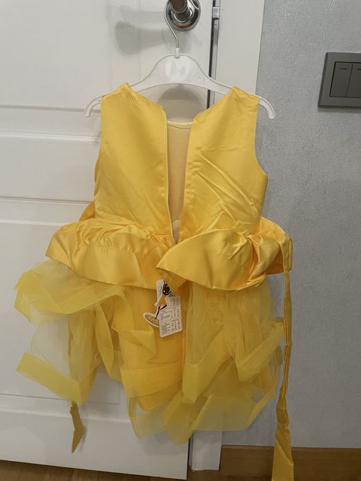 Желтое платье девочке