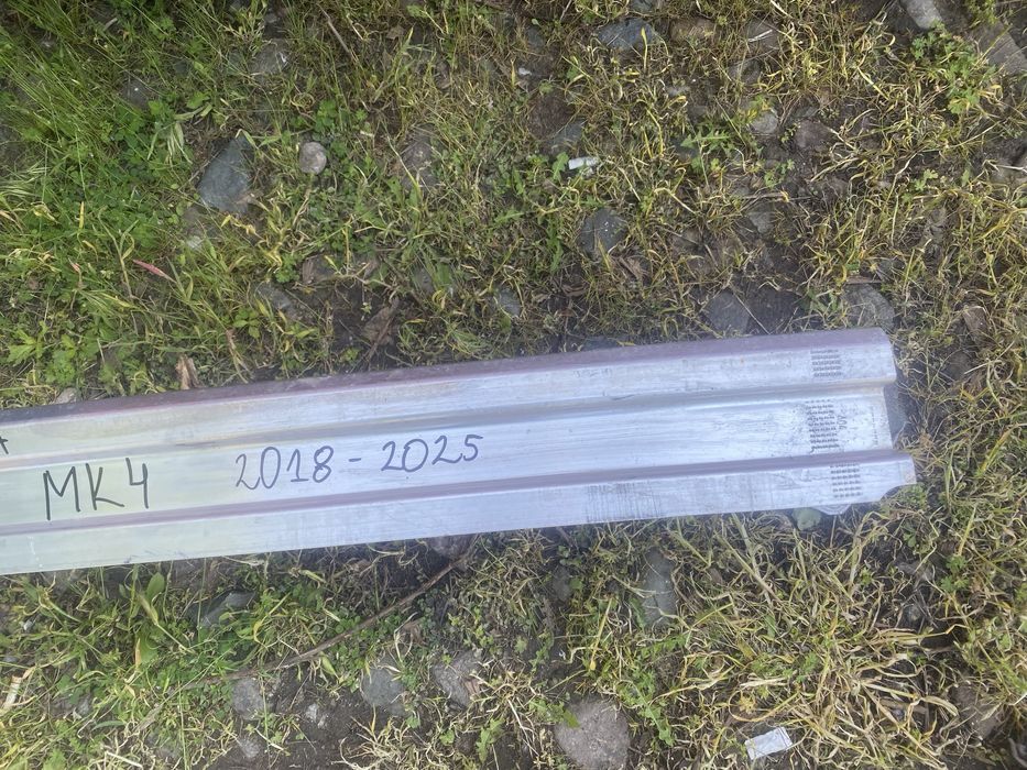 Задна греда под бронята Ford Focus Mk4