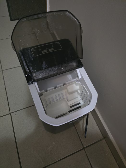 Ледогенератор(машина за лед)