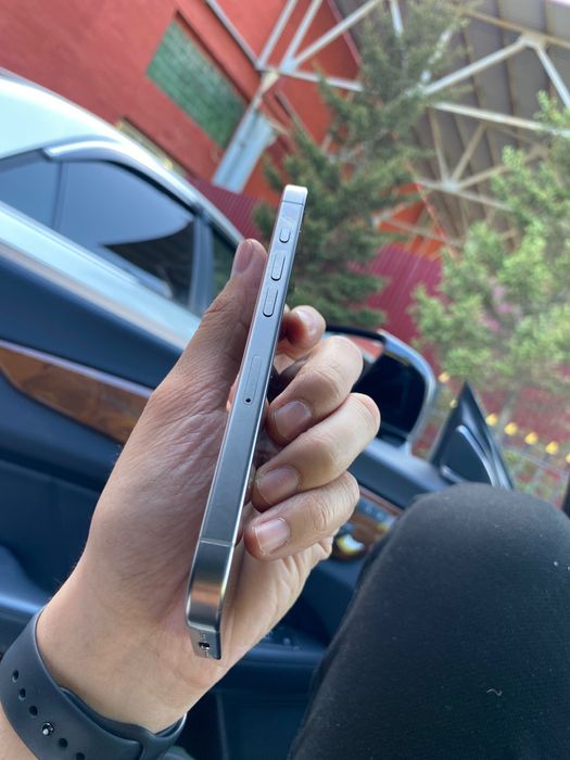 Продам iPhone 15 Pro айфон 15 про
