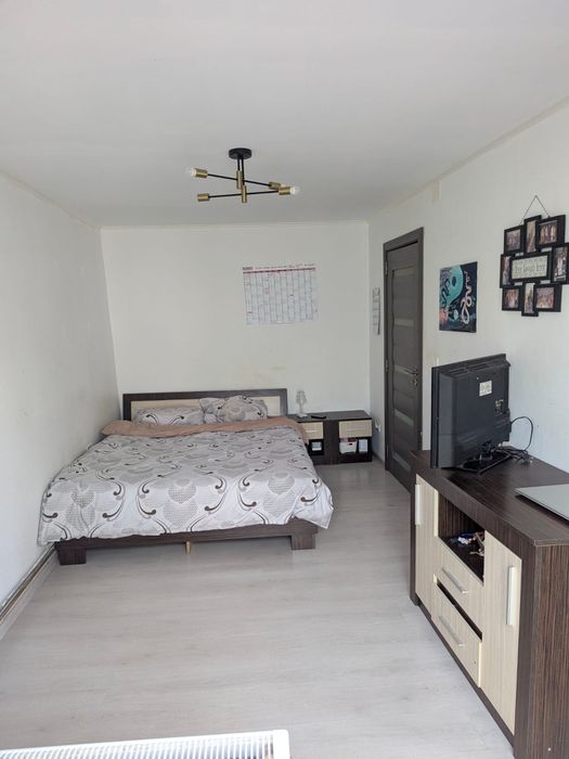 Vand apartament 3 camere 75 mp2