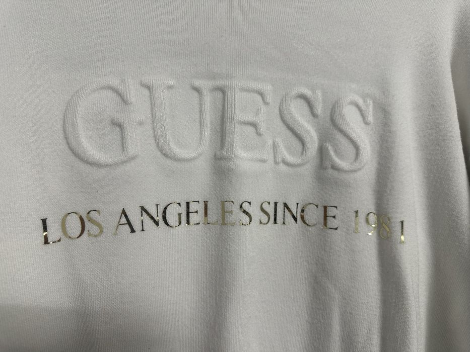 Дамски блузи GUESS