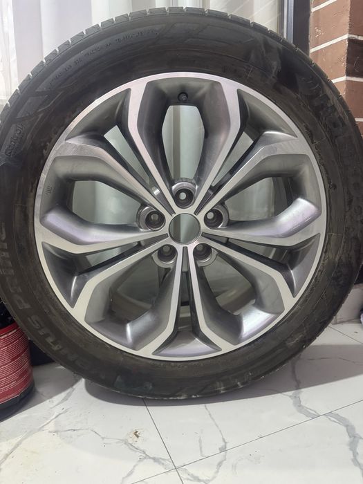 Hyundai Santafe  диска балон 235/55R19 101 H