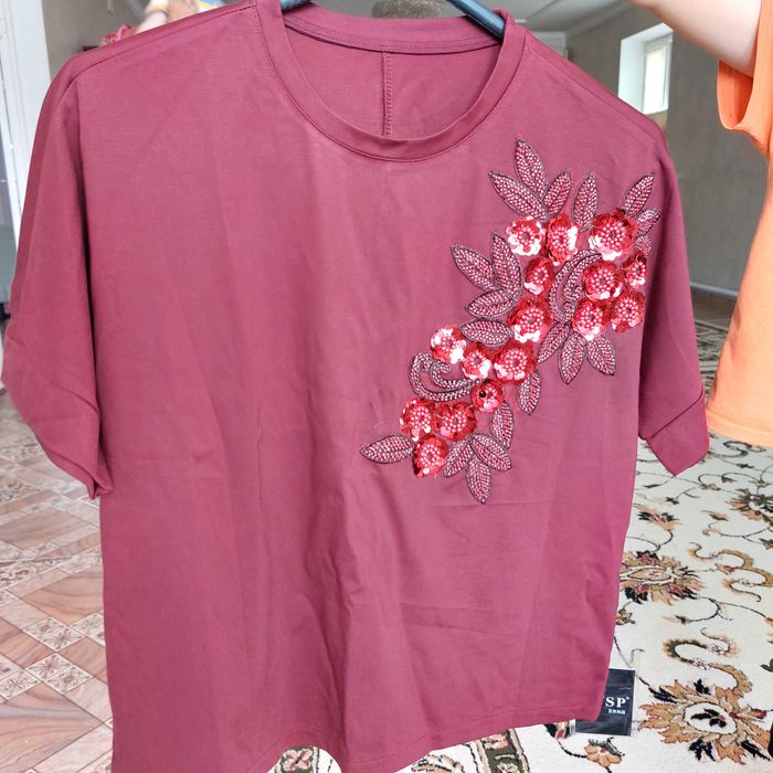 Костюм, кофта и кардиган