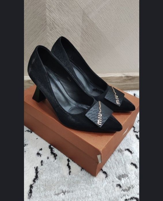 Туфли брендовые 36 размера