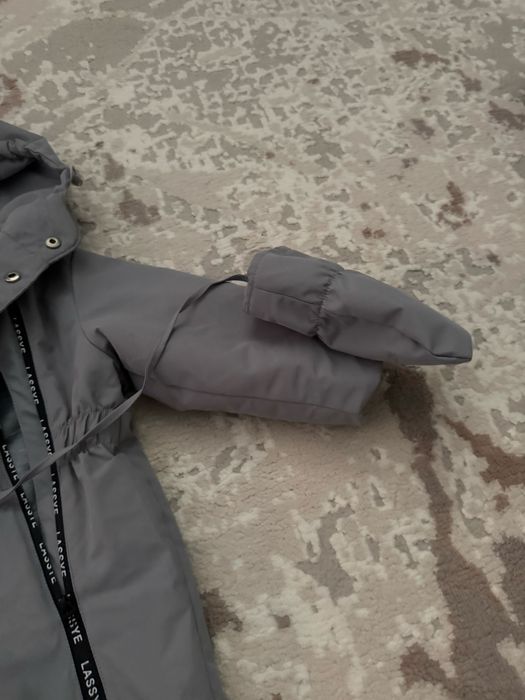 Продам осенний - весенний детский комбинезон