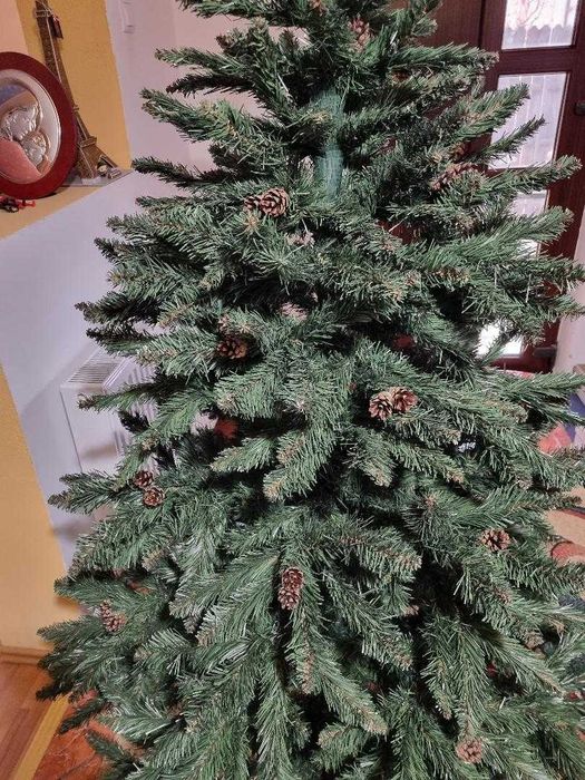 Brad artificial 180 cm