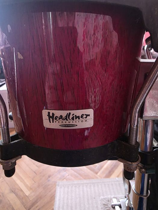 Бонгоси със стойка