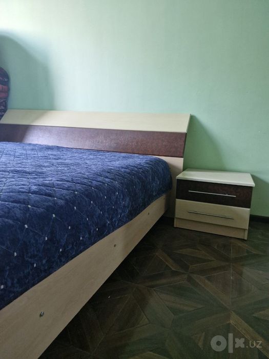 Спальный мебельный комплект кровать шфанер тумбочки и теремо