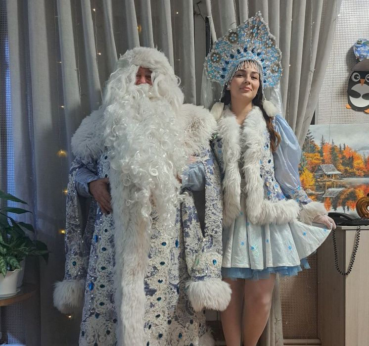 Дед мороз и снегурочка