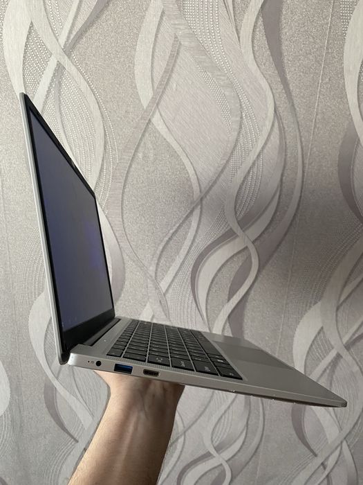 Продам ультрабук hydra