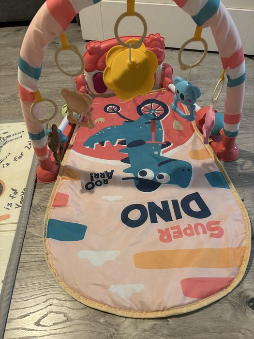 Covoras/saltea activitati pentru bebelusi