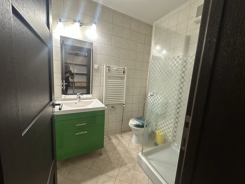 Inchiriere apartament 4 camere