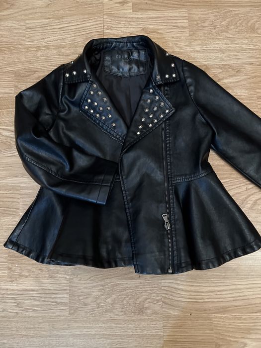 Курточка кожаная