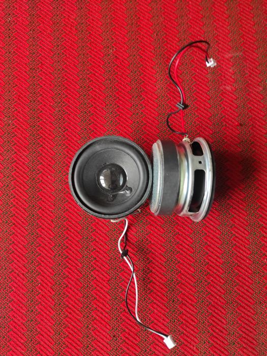 Difuzoare pentru boxe dinamice, redau foarte puternic semnalul