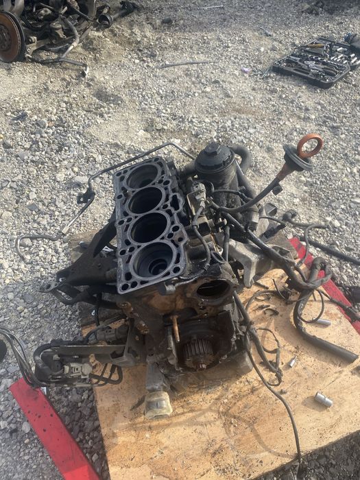 Глава за ауди 2.0 тди 16 клапана
