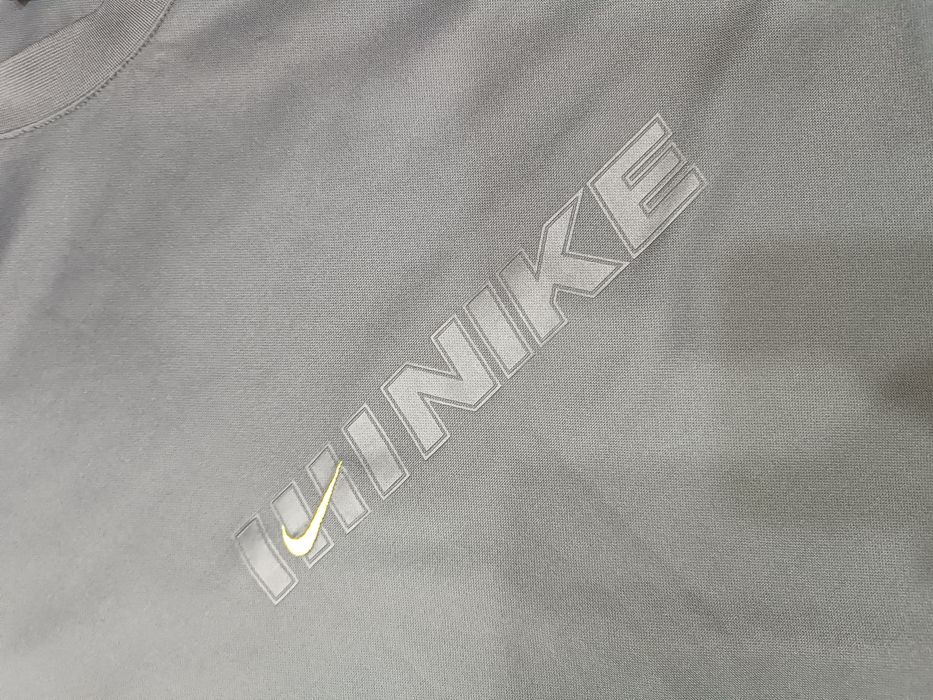 Оригинальный лонгслив Nike