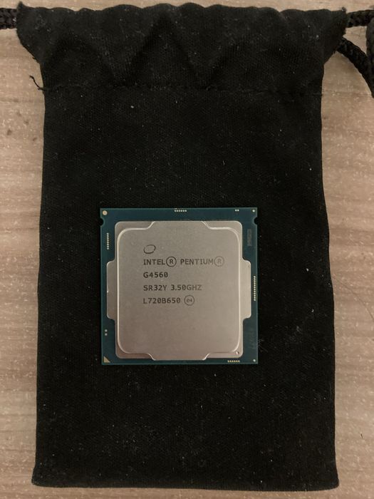 Продам процессор CPU Pentium G4560 Kaby Lake