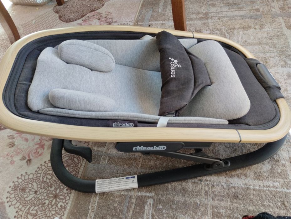 Шезлонг люлка Chipolino Senso