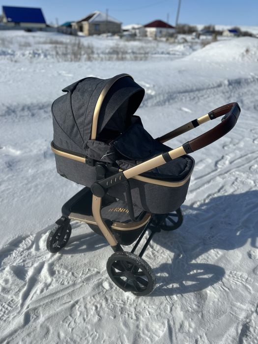 Коляска  детское  "Teknum " + автолюлька