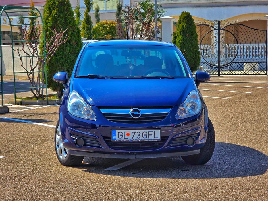 Vând Opel Corsa D 1.2 benzina 2011