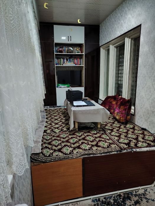 Chirchiq 2-xona maklersiz uzimi uyim