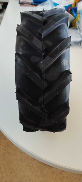 Гуми за мотофреза с размер 13x5.00-6 4 плата рибена кост