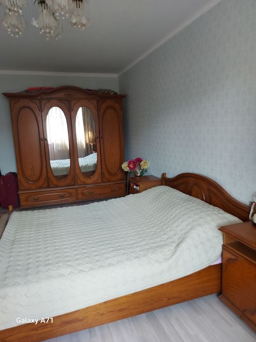 Спальный гарнитур (итальянский дуб)