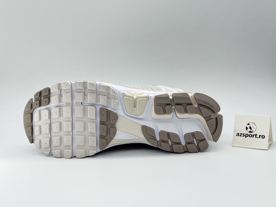 Nike Zoom Vomero 5 Noi Originali (42,5; 43)