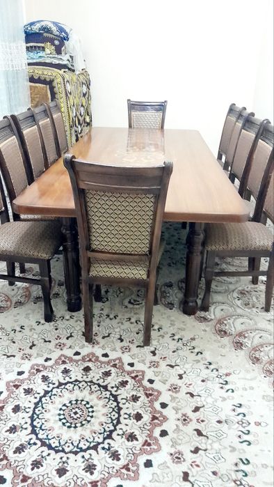 Stol stul 12 kishilik holati juda yaxshi, stolini razmeri 280*120