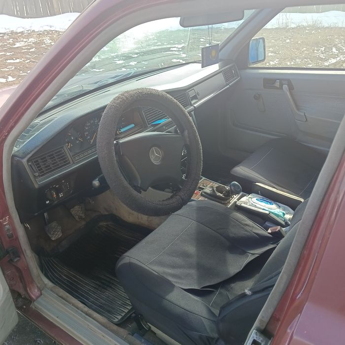 Продам два мерса