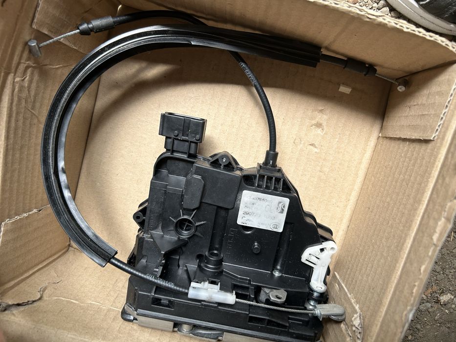 Брава за врата ( Fiat Ducato, Peugeot Boxer)