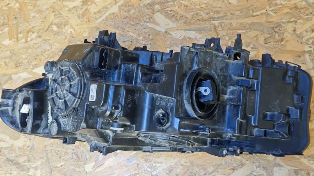 Десен фар за БМВ 540 BMW 540 G30 G 31 Adaptive Full LED