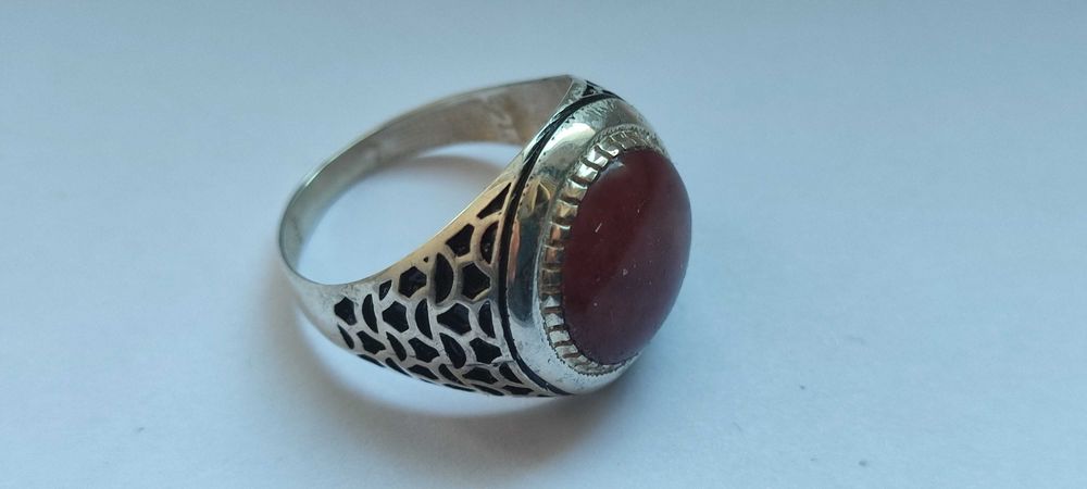 Красивое серебряное кольцо с камнем ЯШМА