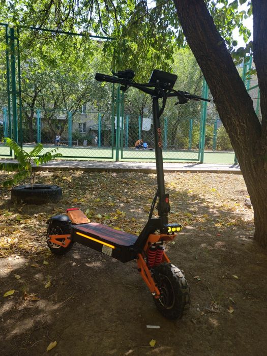 электро самокат Toursor x5