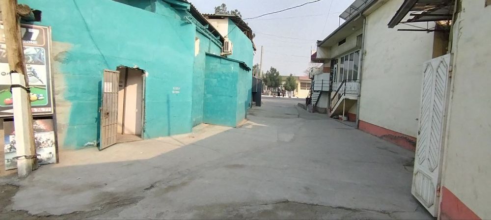 Зудлик билан нотурар бино сотилади