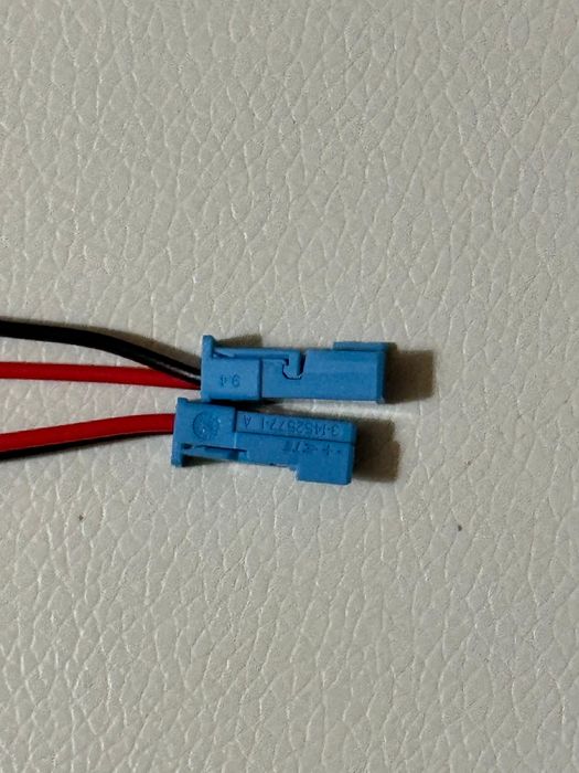 Mufe bmw pentru boxe/ tweetere 2 pini