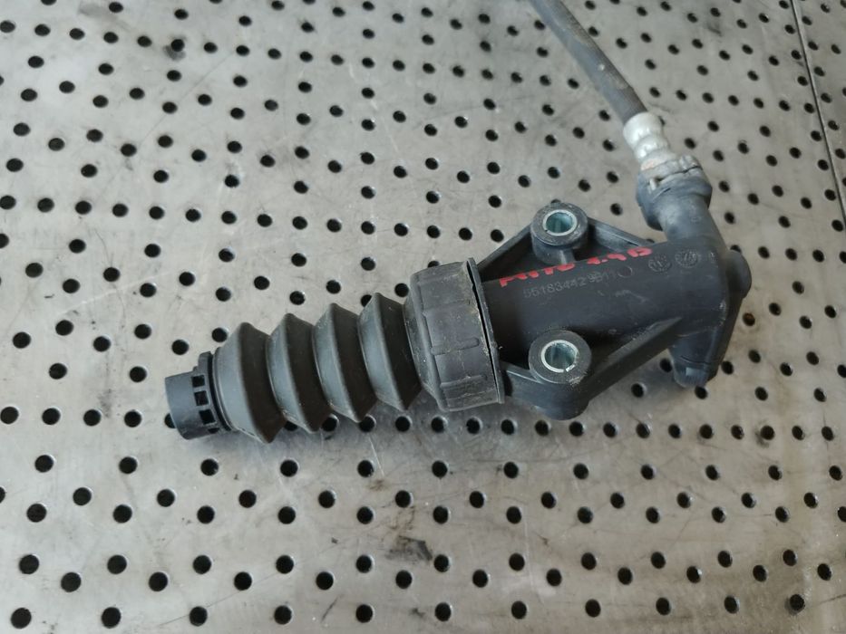 Pompa ambreiaj 955a1000 1.4b alfa romeo mito 55183442