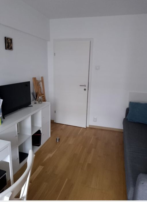 Închiriez cameră pentru studenți in apartament cu 3 camere zona Tineretului,Timpuri Noi, Șincai