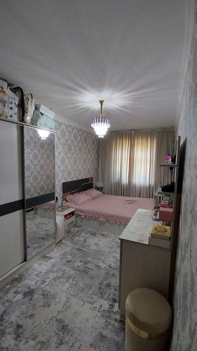 2 хонали квартира сотилади.