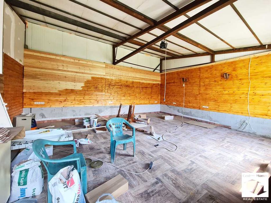 125181 Панорамен парцел с едноетажна сглобяема сграда в с. Бадевци