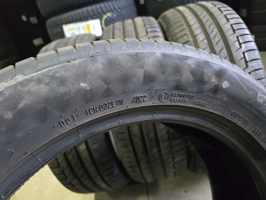 225/55/19 Continental 4бр