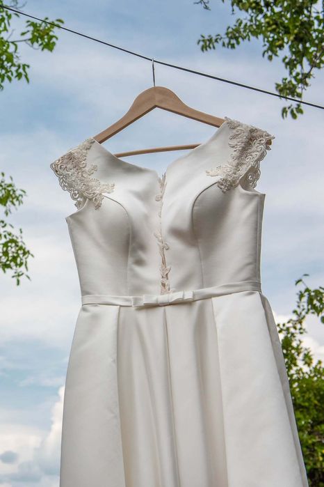 Rochie de mireasa A line din tafta