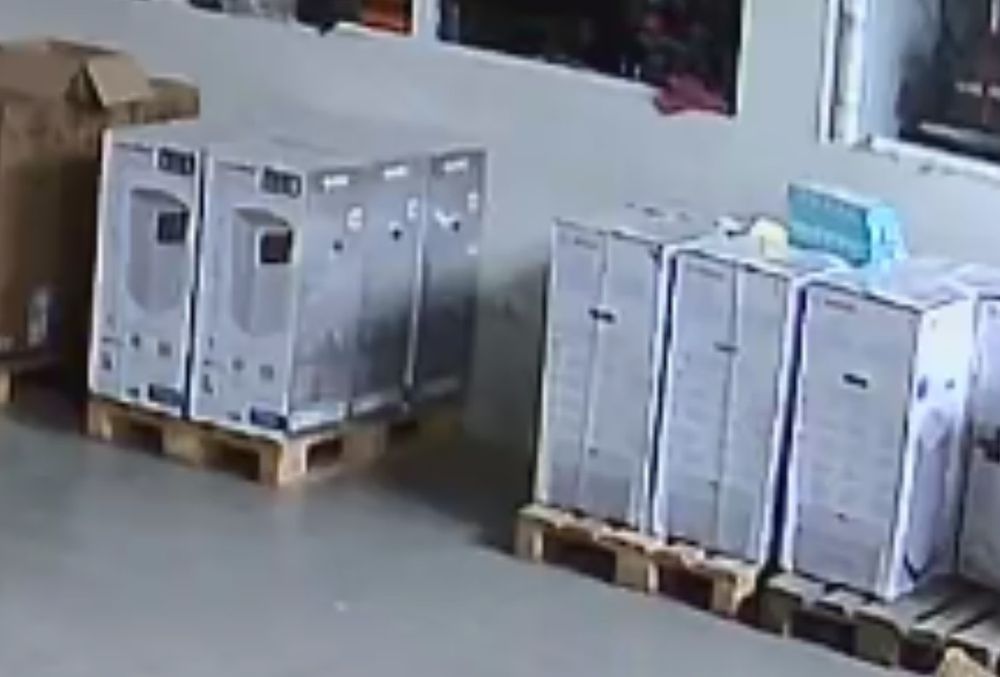 Bosch Cool 2000 мобилен климатик - 3 режима Охлаждане до 35 m² 88 m³
