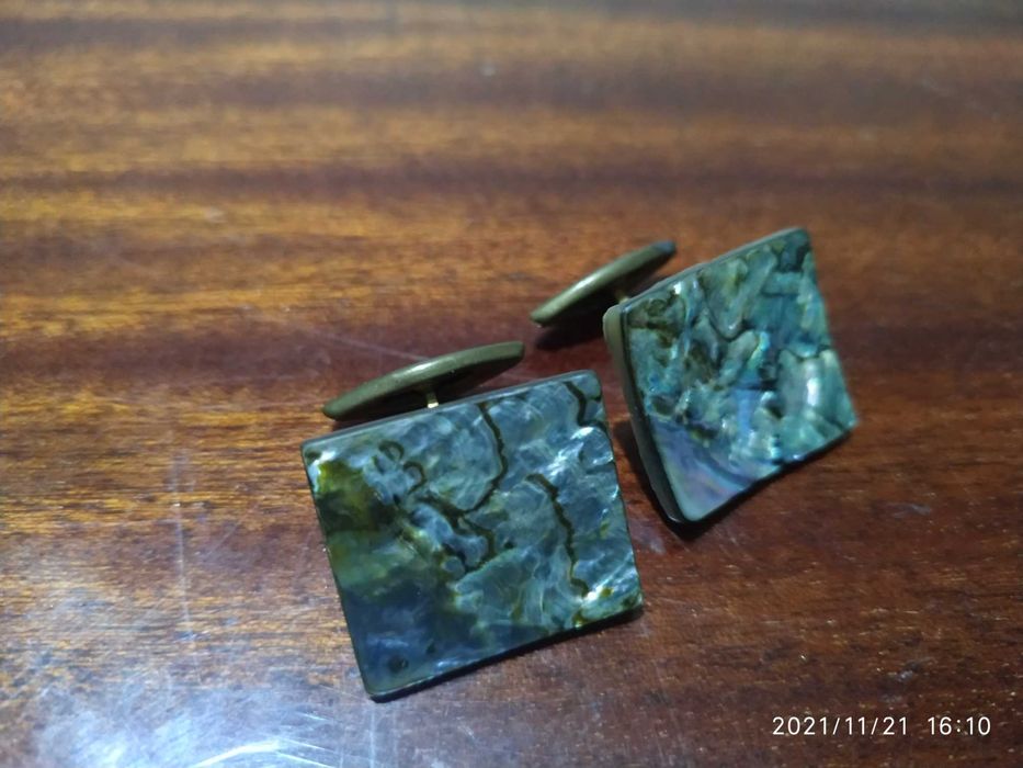 Продаются винтажные запонки