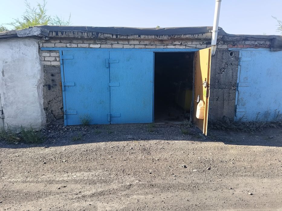 Продам гараж общество Бахор