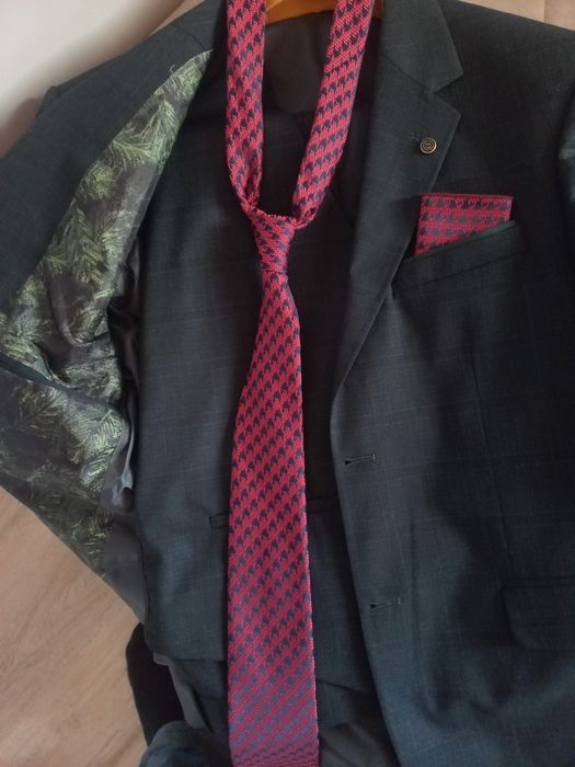 Продам костюм итальянский